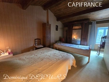 Ardèche, stone house in a preserved and quiet location - 137m² living space - garage - land