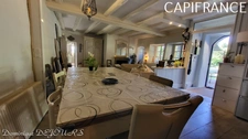 Sud-Est de la France, dans un cadre magnifique, en Ardèche magnifique maison en pierres de 320m² habitables sur 4500m² de terrain - Piscine - Exposition sud et Belle Vue dégagée