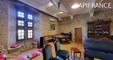 Demeure prestigieuse du XIV siècle au coeur de la belle vallée de l’Eyrieux en Ardèche, , située à 45mn de Valence (Drome) -285m² habitable sur 2ha de terrain.