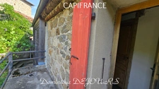 Ardèche, St Sauveur de Montagut, dans la vallée de l'Eyrieux maison en pierres et une annexe pour atelier ou projet studio indépendant