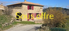 Ardèche, ensemble charmant de 2 maisons en pierres, avec terrasses, caves voutées et terrains attenants