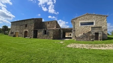  Propriété d'Exception Rénovée – 7 hectares - Étang privée - vue panoramique - Piscine - Source
