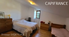 Demeure prestigieuse du XIV siècle au coeur de la belle vallée de l’Eyrieux en Ardèche, , située à 45mn de Valence (Drome) -285m² habitable sur 2ha de terrain.