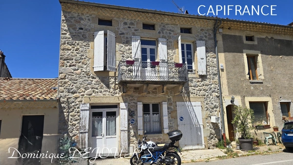  Maison de village en pierre avec terrasse, grand séjour, cuisine équipée, 4 chambres, atelier et caves, à DUNIERE SUR EYRIEUX (07), à 35 mn de Valence (26)