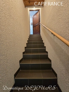 Ardèche, stone house in a preserved and quiet location - 137m² living space - garage - land