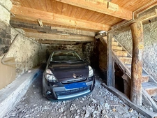 Ardèche - Vallée de la Glueyre - Marcols les Eaux - Grande maison de village - une dépendance à rénover, un grand garage, caves, ...