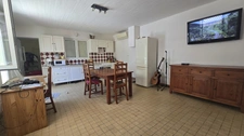 Vallée de la Glueyre, en pleine campagne et sans vis-à-vis ni voisinage, maison de plain-pied de 60m² sur terrain de 3000m² plat