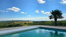  Propriété d'Exception Rénovée – 7 hectares - Étang privée - vue panoramique - Piscine - Source