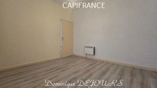Maison composée de 2 appartements (57 et 43m²) et d'un grand garage de 100m².