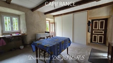 Ardèche, à SAINT PIERREVILLE, grande maison de 152m² avec terrain et une source. Belle exposition et belle rénovation
