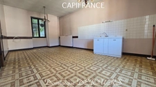 Maison composée de 2 appartements (57 et 43m²) et d'un grand garage de 100m².
