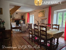 Ardèche, stone house in a preserved and quiet location - 137m² living space - garage - land
