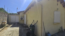 Vallée de la Glueyre, en pleine campagne et sans vis-à-vis ni voisinage, maison de plain-pied de 60m² sur terrain de 3000m² plat