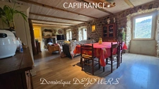 Ardèche, à SAINT PIERREVILLE, grande maison de 152m² avec terrain et une source. Belle exposition et belle rénovation