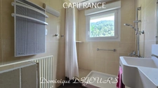 Ardèche, Vallée de l'Eyrieux à St Sauveur de Montagut, Maison de 126 m² avec deux logements et terrain de 1 300 m² - à rénover