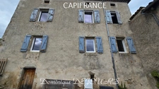 Ardèche, à SAINT PIERREVILLE, grande maison de 152m² avec terrain et une source.