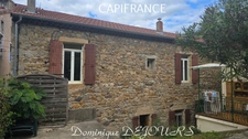 Ardèche, Vallée de l'Eyrieux, à St Sauveur de Montagut au coeur du village Maison à vendre de 105 m² avec terrain attenant 160m²