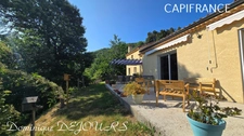 En Ardèche, à Issamoulenc - Maison de plain-pied avec vue dégagée sur la nature luxuriante - grand séjour - 4 chambres