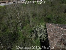 ARDECHE - VALLÉE DE L'EYRIEUX - LE CHEYLARD - GRANGES EN PIERRES de 120M² - TERRAIN 2HA dont 1200m² en zone UCA