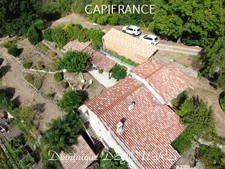 EXCLUSIVITÉ – GLUIRAS (07190) | PROPRIÉTÉ EN PIERRES – 4 HECTARES – 600 M D’ALTITUDE