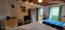 Ardèche, à 5 mn en voiture de St Pierreville au coeur du parc national des Monts d'Ardèche, spacieuse maison de 178m² avec une grande dépendance de 200m² sur 2 niveaux à aménager