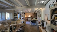 Sud-Est de la France, dans un cadre magnifique, en Ardèche magnifique maison en pierres de 320m² habitables sur 4500m² de terrain - Piscine - Exposition sud et Belle Vue dégagée