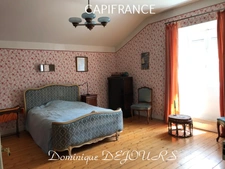 Grande maison bourgeoise de 400m² habitable et son parc de 9700m²au bord de la rivière La Glueyre
