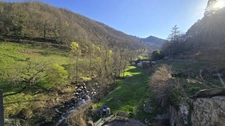 Ardèche - Ancien moulinage dans la vallée de l'Auzène - 6 logements - une grande salle 232m² - dépendance - piscine - rivière au pied