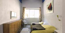 Ardèche - Ancien moulinage dans la vallée de l'Auzène - 6 logements - une grande salle 232m² - dépendance - piscine - rivière au pied