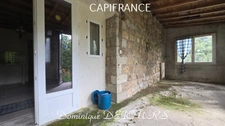 Ardèche, Vallée de l'Eyrieux à St Sauveur de Montagut, Maison de 126 m² avec deux logements et terrain de 1 300 m² - à rénover