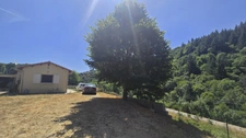 Vallée de la Glueyre, en pleine campagne et sans vis-à-vis ni voisinage, maison de plain-pied de 60m² sur terrain de 3000m² plat