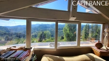 Sud-Est de la France, dans un cadre magnifique, en Ardèche magnifique maison en pierres de 320m² habitables sur 4500m² de terrain - Piscine - Exposition sud et Belle Vue dégagée