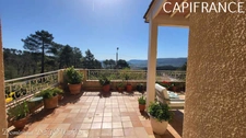 Sud-est de la France, en Ardèche à Privas (préfecture) magnifique maison d'architecte de 250m² habitable sur 3600m² de terrain - Piscine - Exposition sud et Vue dégagée