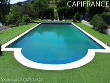 Sud-Est de la France, dans un cadre magnifique, en Ardèche magnifique maison en pierres de 320m² habitables sur 4500m² de terrain - Piscine - Exposition sud et Belle Vue dégagée