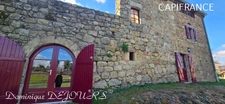 Ardèche, ensemble charmant de 2 maisons en pierres, avec terrasses, caves voutées et terrains attenants
