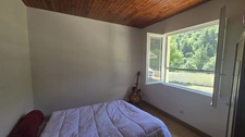 Vallée de la Glueyre, en pleine campagne et sans vis-à-vis ni voisinage, maison de plain-pied de 60m² sur terrain de 3000m² plat