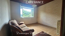 Ardèche, Vallée de l'Eyrieux à St Sauveur de Montagut, Maison de 126 m² avec deux logements et terrain de 1 300 m² - à rénover