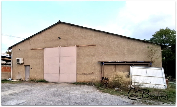 LIMOUX local artisanal à vendre 400 m²