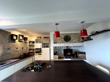 Domaine à vendre avec vue exceptionnelle à 360°, composé d'une bergerie réhabilitée, puis d'une grange et d'un kiosque à restaurer, sur 2,9 ha de terrain à LECTOURE (32)