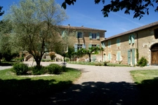 Propriete à vendre 15 pièces, 9 ha, proche de FLEURANCE (32)