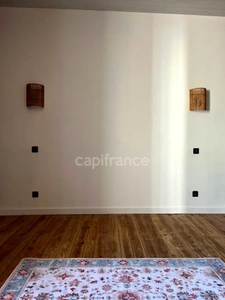T3 : Maison de village en pierre entièrement rénovée, 85 m2, 2 chambres, à 15 km de Fleurance / Lectoure / Condom (32)