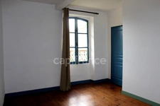 Propriete à vendre 15 pièces, 9 ha, proche de FLEURANCE (32)
