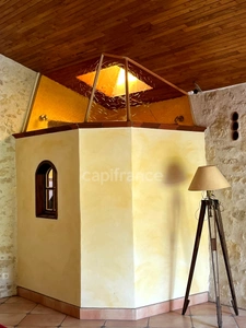Jolie maison de campagne (320 m2, 9 pièces, 5 chambres) à vendre, sur terrain de 8500 m2, à dix minutes d'Auch (32)