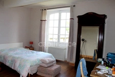 Propriete à vendre 15 pièces, 9 ha, proche de FLEURANCE (32)