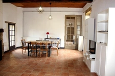 Propriete à vendre 15 pièces, 9 ha, proche de FLEURANCE (32)