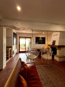 Maison de village, 110 m2, entièrement rénovée, à 15 minutes de Fleurance/Lectoure/Condom  (32)