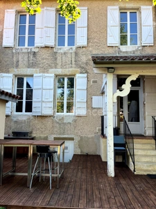 Jolie maison en plein centre de FLEURANCE (32), 165 m2, 5 pièces, 3 chambres, cave, jardin clos et puits... 