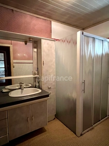 Maison de ville à rénover, plain-pied, 4 pièces avec studio attenant et dépendance, à 5 mn du centre de CONDOM (32)