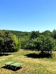 Jolie maison de campagne (320 m2, 9 pièces, 5 chambres) à vendre, sur terrain de 8500 m2, à dix minutes d'Auch (32)