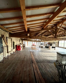 Domaine à vendre avec vue exceptionnelle à 360°, composé d'une bergerie réhabilitée, puis d'une grange et d'un kiosque à restaurer, sur 2,9 ha de terrain à LECTOURE (32)